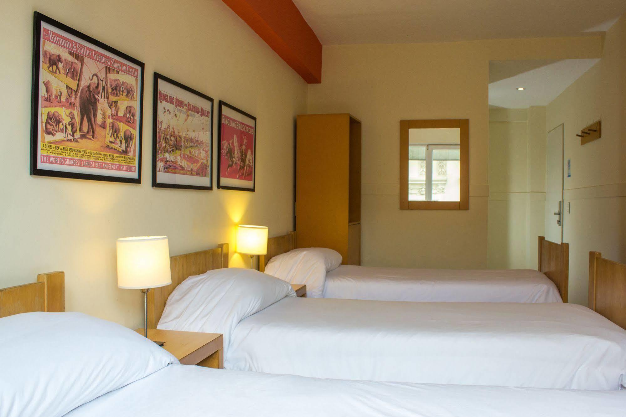 Circus Hostel บัวโนสไอเรส ภายนอก รูปภาพ