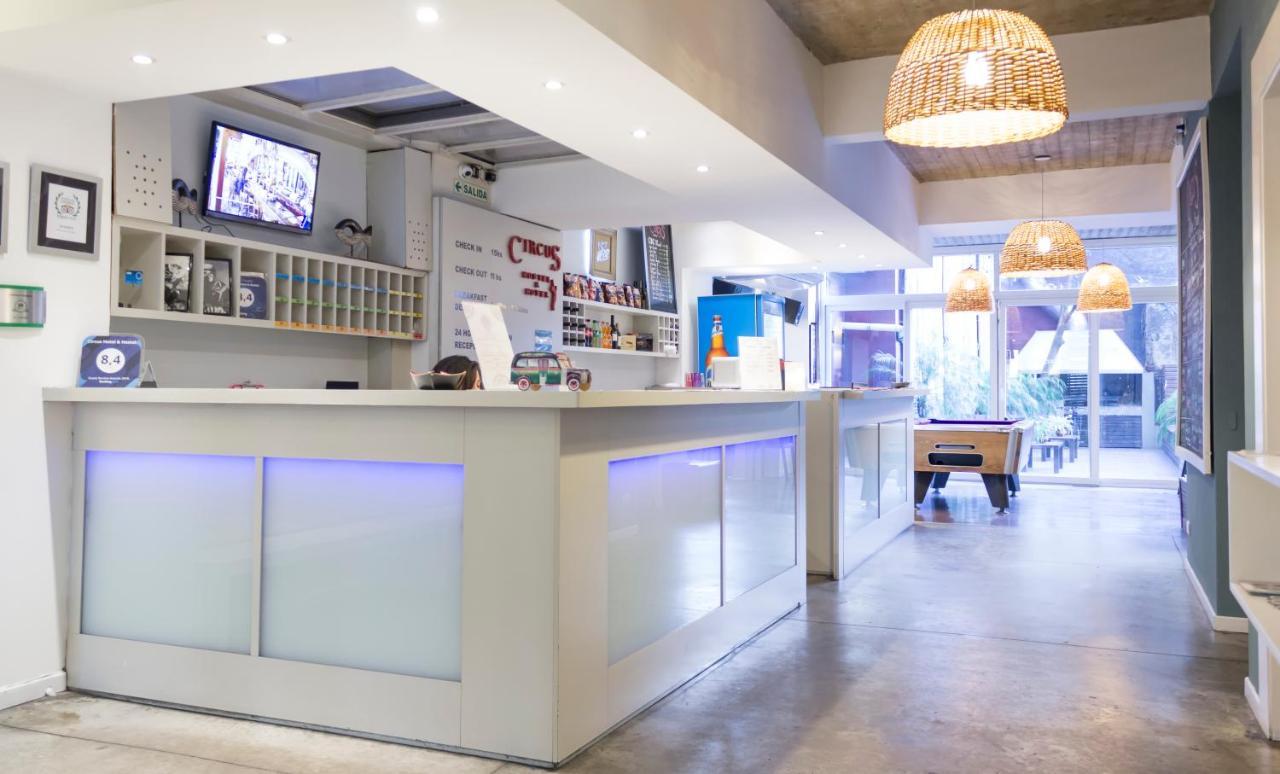 Circus Hostel บัวโนสไอเรส ภายนอก รูปภาพ